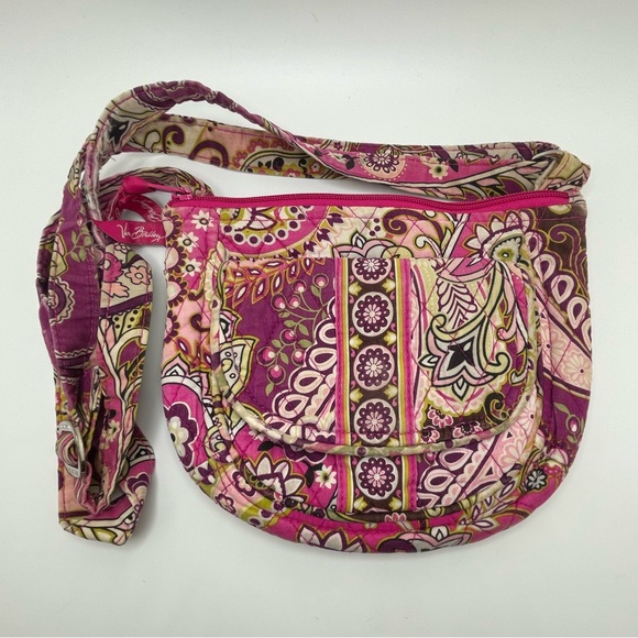 Vera Bradley Purse! - Picture 1 of 8